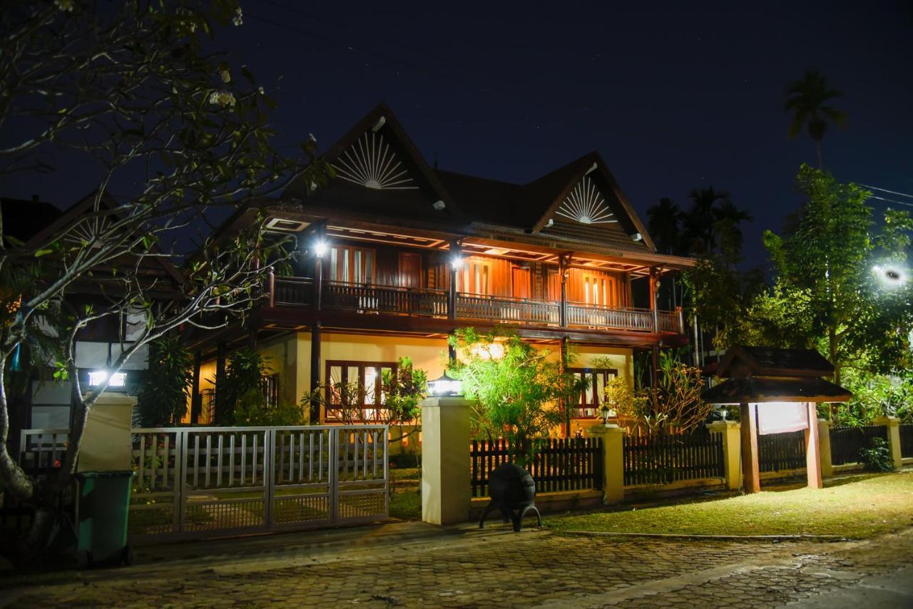 โขงมณี โคโลเนียล เฮ้าส์ Hotel เมืองโขง ภายนอก รูปภาพ