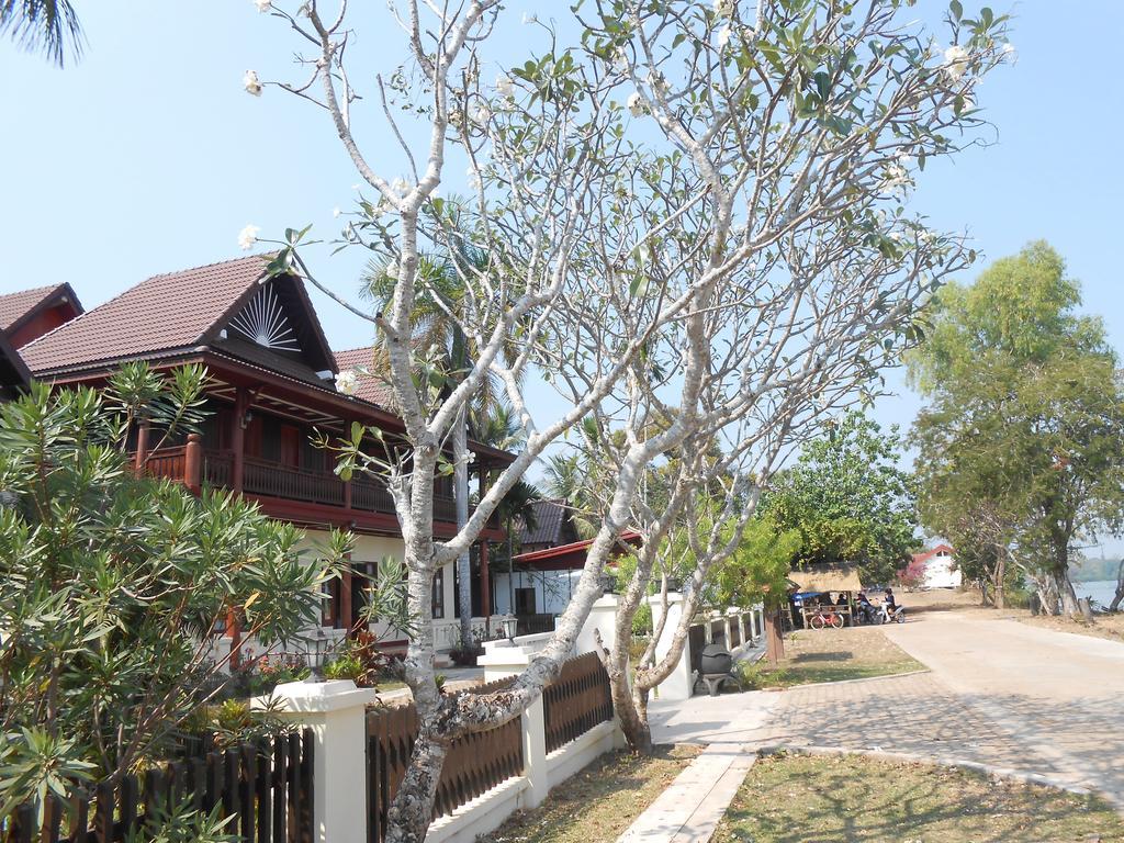 โขงมณี โคโลเนียล เฮ้าส์ Hotel เมืองโขง ภายนอก รูปภาพ